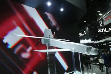 КУБ-2-Е на IDEX 2025 — квадратний фюзеляж, низьке крило