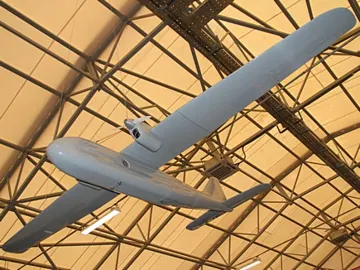 Орлан-50 підвішений на виставці, вид знизу