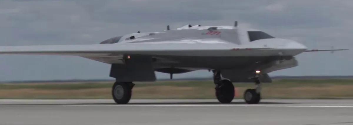 С-70 «Охотник» — вид спереду на зльоті