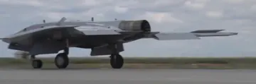 С-70 «Охотник» — вид ззаду на рулюванні