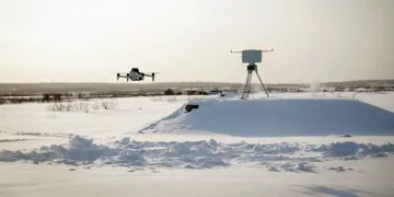 «Сибірячок-5» у польоті біля антени керування