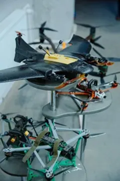 Лінійка дронів КБ «VVZ Drones» на стенді